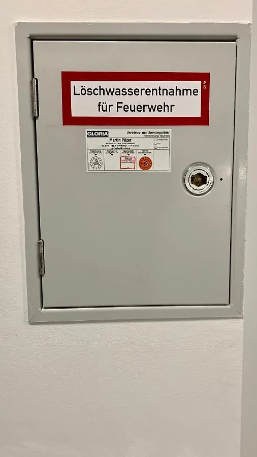 Leben Wie Zuhause In Nuernberg - Live In A37 0*, Nuremberg